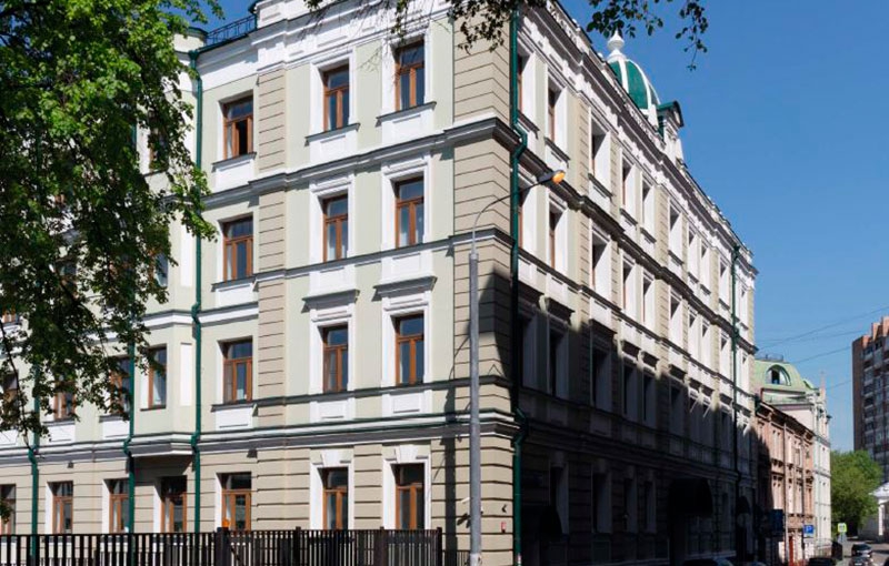 Продажа особняка в Москве, в БЦ Демидов Двор. Возле метро Бауманская. Москва г, Демидовский Б. пер, д 12. Площадь: 6270.00 кв.м. Цена: 1 700 000 000 руб