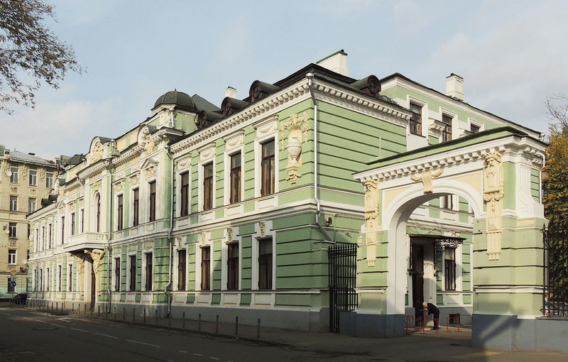 Продажа офиса в Москве. Возле метро Курская. Москва г, Подсосенский пер, д 21с1. Площадь: 445.00 кв.м. Цена: 133 500 000 руб