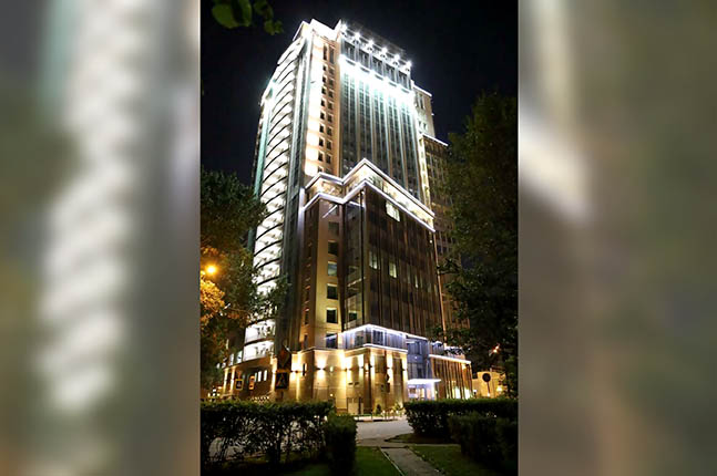 Аренда офиса в Москве, в БЦ Gorky Park Tower. Возле метро Шаболовская. Москва г, Ленинский пр-кт, д 15А. Площадь: 1011.20 кв.м. Цена: 2 359 466 руб