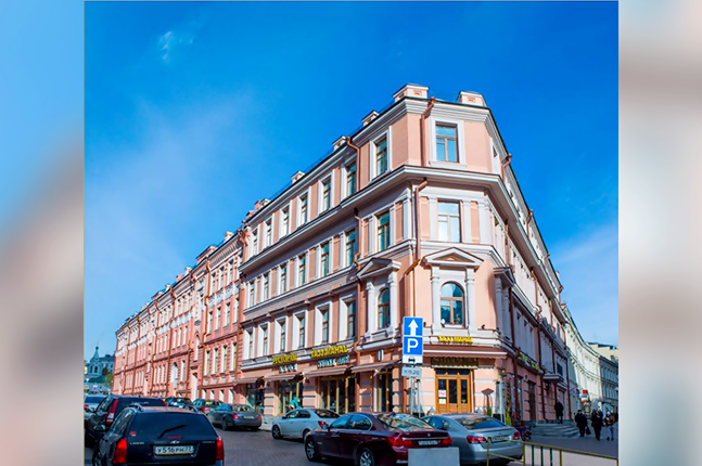 Аренда офиса в Москве. Возле метро Арбатская. Москва, Арбат ул, д 6/2. Площадь: 100.00 кв.м. Цена: 296 000 руб