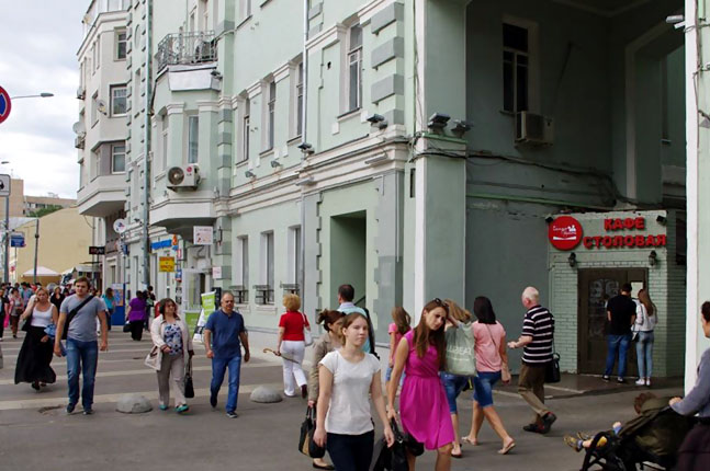 Аренда торговой площади в Москве. Возле метро Менделеевская. Москва, Новослободская ул, д 26с1. Площадь: 132.80 кв.м. Цена: 380 000 руб