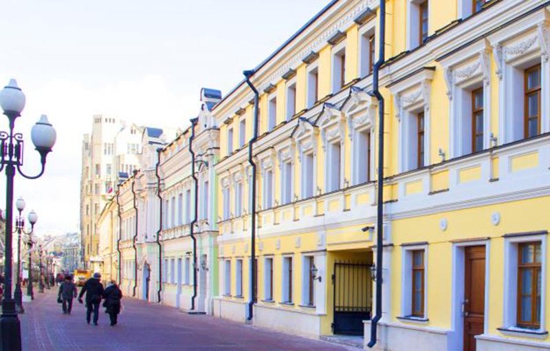Продажа торговой площади в Москве, в жилом доме. Возле метро Арбатская. Москва г, Арбат ул, д 39. Площадь: 306.10 кв.м