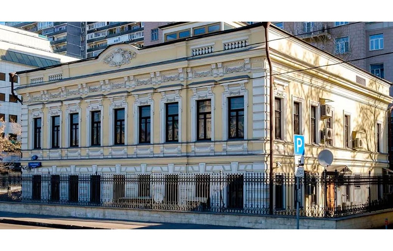 Продажа особняка в Москве. Возле метро Таганская. Москва г, Гончарная наб, д 1. Площадь: 1182.00 кв.м. Цена: 485 000 000 руб
