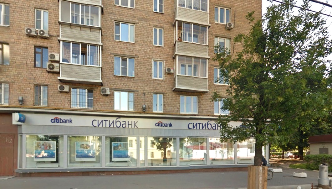 Аренда торговой площади в Москве, в жилом доме. Возле метро Тульская. Москва, Люсиновская ул, д 72. Площадь: 282.00 кв.м. Цена: 350 000 руб
