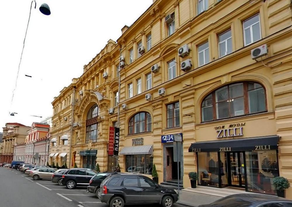 Продажа помещения свободного назначения в Москве. Возле метро Кузнецкий мост. Москва, Кузнецкий Мост ул, д 19с1. Площадь: 121.00 кв.м. Цена: 36 000 000 руб