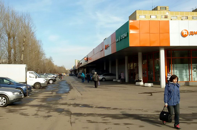 Аренда торговой площади в Москве. Возле метро Бабушкинская. Москва, Дежнева проезд, д 13. Площадь: 834.00 кв.м. Цена: 1 450 000 руб