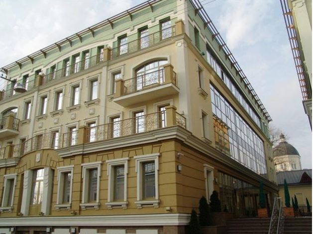 Аренда офиса в Москве. Возле метро Китай-город. Москва, Подкопаевский пер, д 4. Площадь: 109.60 кв.м. Цена: 274 100 руб