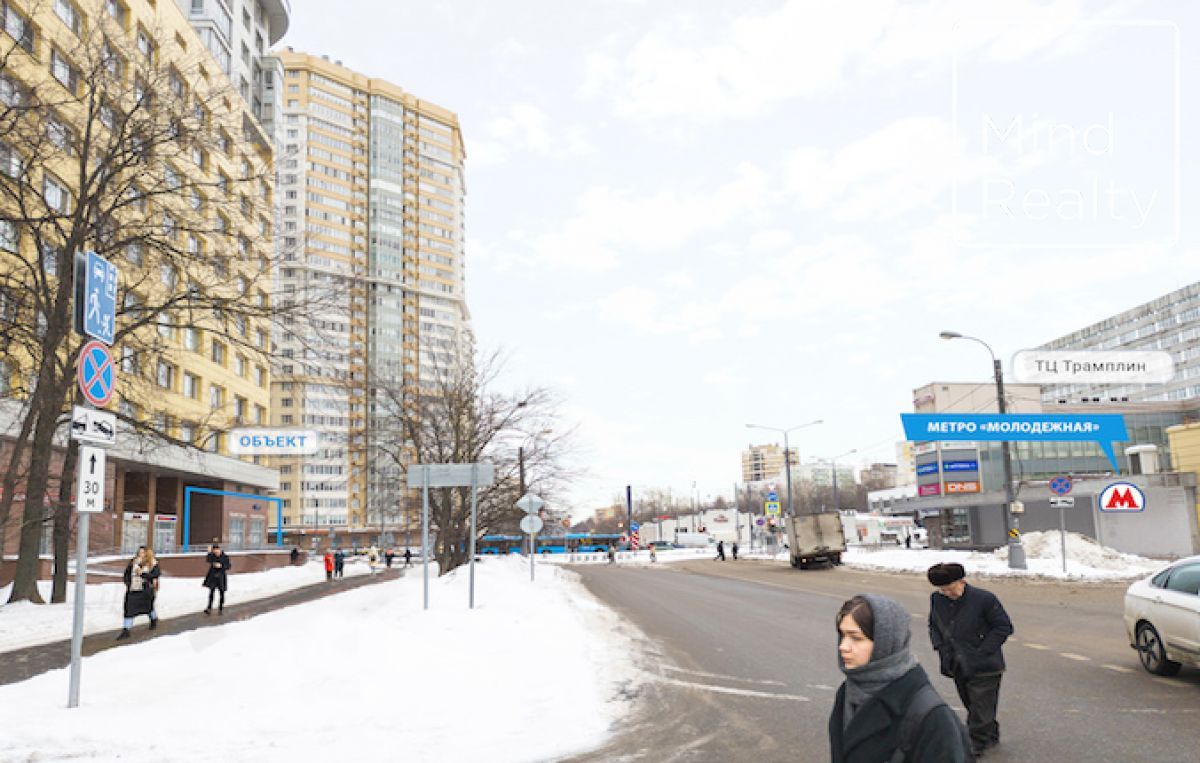 Продажа торгового помещения в Москве, в жилом доме. Возле метро Молодёжная. Москва, Ярцевская ул, д 27,корп.1. Площадь: 37.00 кв.м. Цена: 72 600 000 руб
