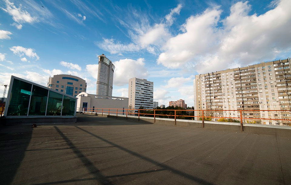 Аренда торговой площади в Москве, в БЦ KROL. Возле метро Новые Черёмушки. Москва г, Наметкина ул, д 8 с.1. Площадь: 232.00 кв.м. Цена: 278 400 руб