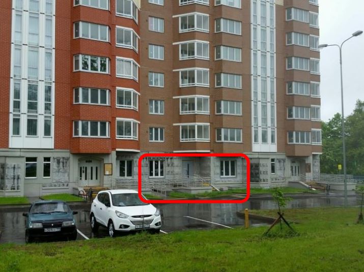 Аренда торговой площади в Москве. Возле метро Бибирево. Москва, Дмитровское ш, д 90к1. Площадь: 136.70 кв.м. Цена: 290 000 руб