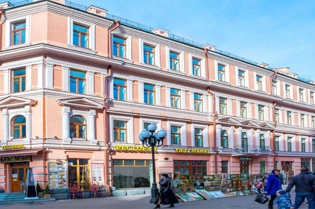 Аренда офиса в Москве. Возле метро Арбатская. Москва, Арбат ул, д 6/2. Площадь: 20.00 кв.м. Цена: 58 500 руб