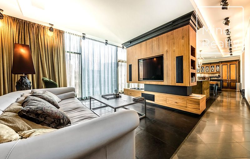 Продажа 5-комнатной элитной квартиры в ЖК Панорама. площадь 299.40м2. цена: 215 000 000 руб