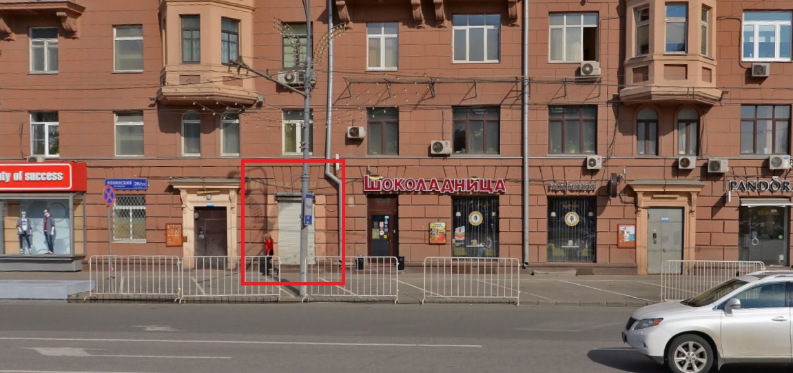 Аренда торговой площади в Москве, в жилом доме. Возле метро Баррикадная. Москва г, Новинский б-р, д 28/35 с.1. Площадь: 180.00 кв.м. Цена: 580 000 руб