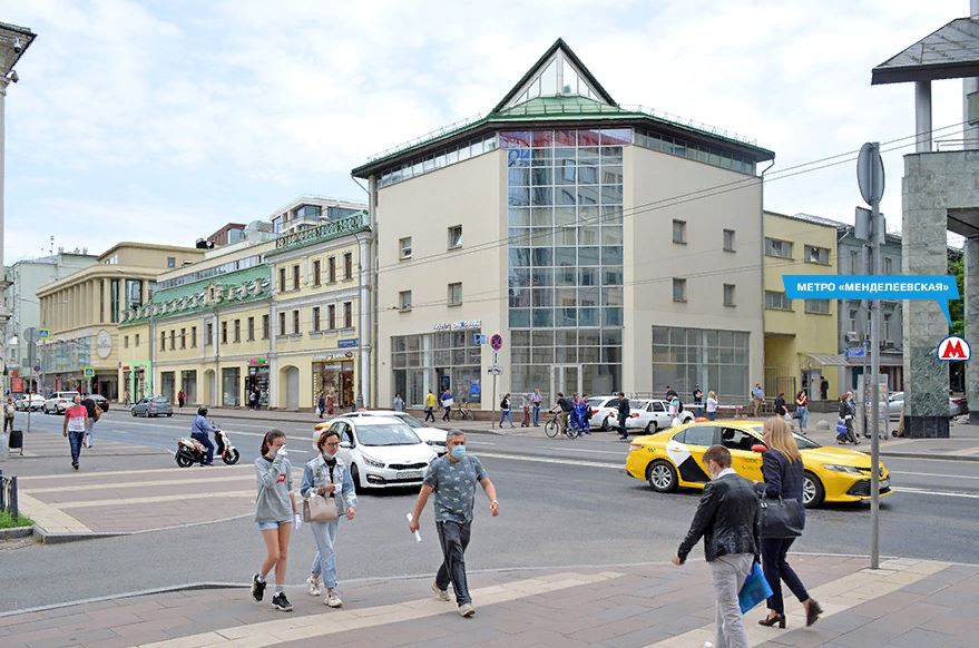 Аренда торговой площади в Москве, в БЦ Новослободская 20. Возле метро Менделеевская. Москва г, Новослободская ул, д 20. Площадь: 21.70 кв.м. Цена: 450 000 руб