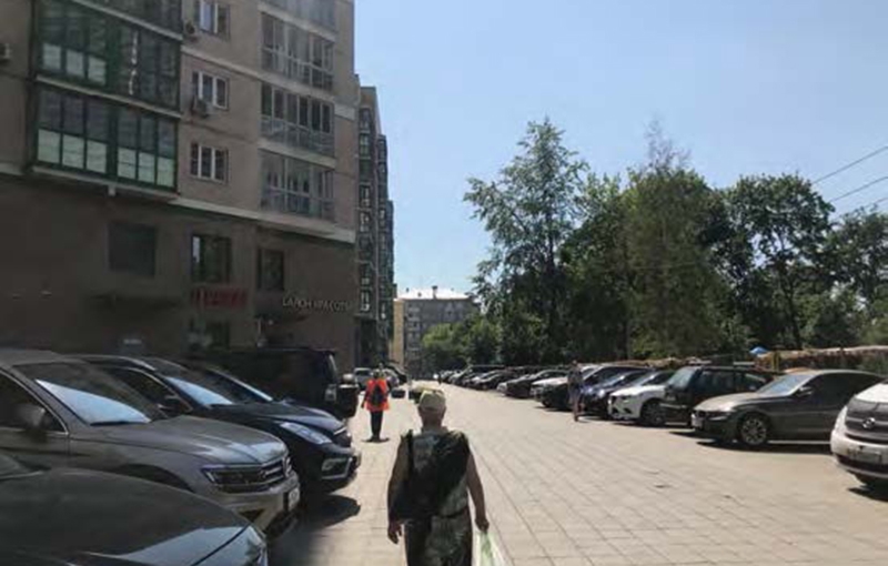 Аренда торговой площади в Москве, в жилом доме. Возле метро ВДНХ. Москва г, Бажова ул, д 8. Площадь: 255.20 кв.м. Цена: 700 000 руб