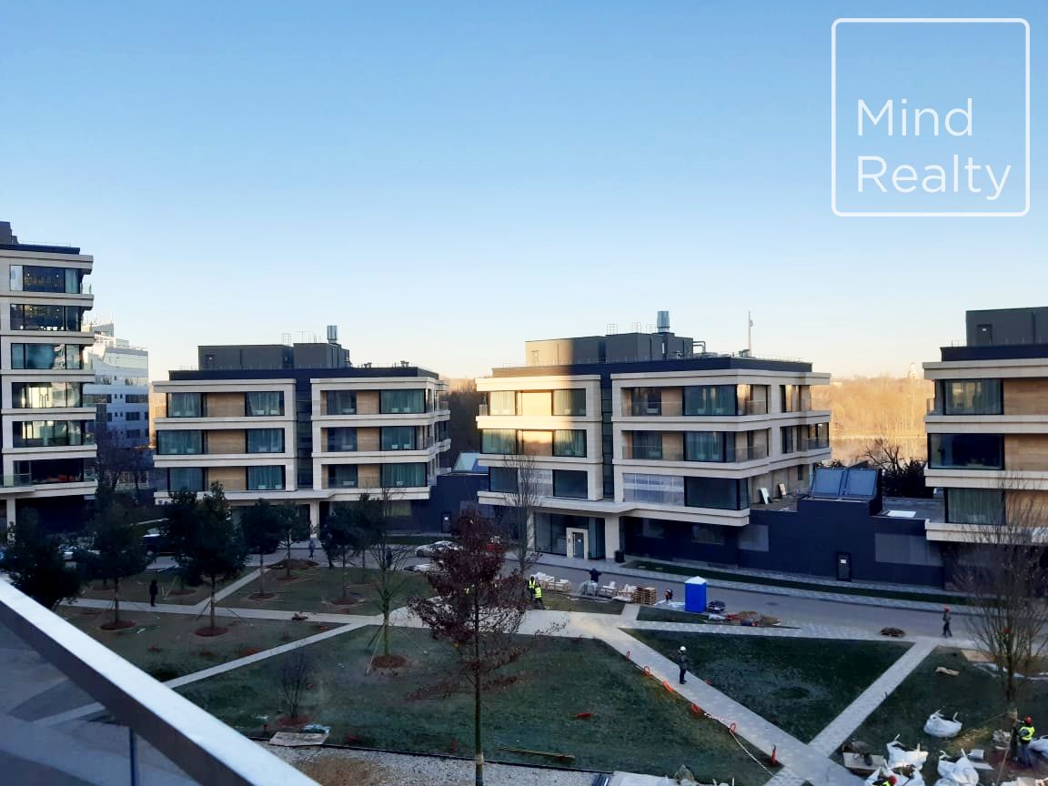 Продажа 3-комнатной элитной квартиры в ЖК Снегири Эко. площадь 159.00м2. цена: $ 1 758 750