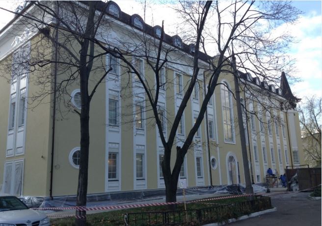 Аренда ПСН в Москве. Возле метро Фрунзенская. Москва, Олсуфьевский пер, д 8с6. Площадь: 1800.00 кв.м. Цена: 3 750 000 руб