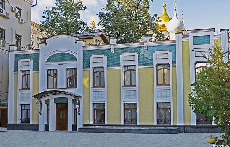 Продажа особняка в Москве. Возле метро Третьяковская. Москва г, Ордынка Б. ул, д 29/10 с3. Площадь: 326.10 кв.м. Цена: 211 965 000 руб