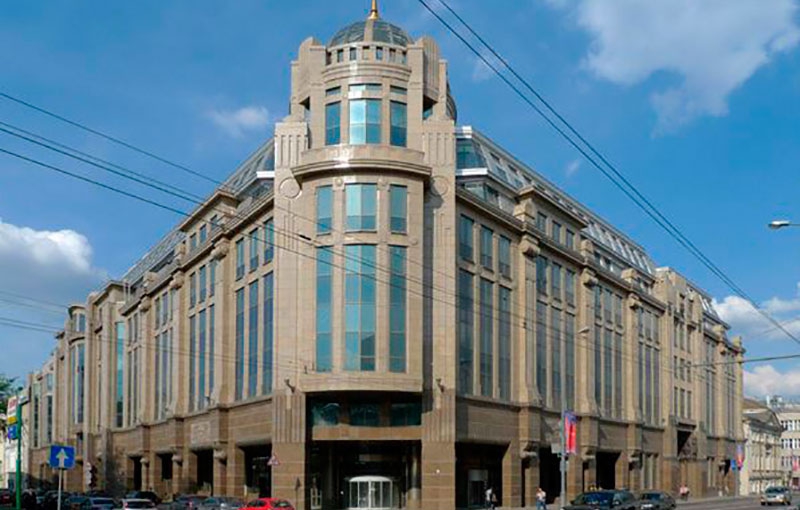 Аренда торговой площади в Москве. Возле метро Арбатская. Москва г, Воздвиженка ул, д 10. Площадь: 500.00 кв.м. Цена: 2 083 334 руб