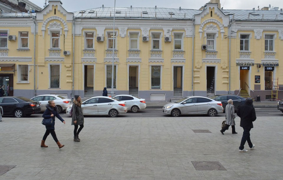 Продажа торговой площади в Москве. Возле метро Чистые пруды. Москва г, Мясницкая ул, д 30/1/2 с.2. Площадь: 369.20 кв.м. Цена: 356 880 000 руб