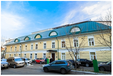Аренда особняка в Москве. Возле метро Курская. Москва г, Подсосенский пер, д 26с3. Площадь: 1490.80 кв.м. Цена: 3 364 900 руб
